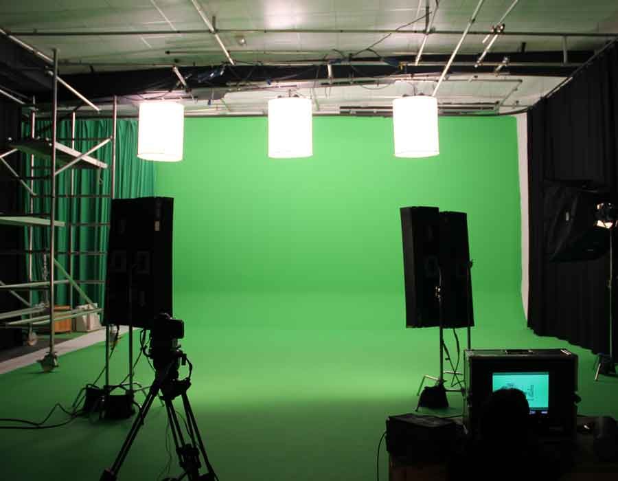 green screen for shooting real estate tv ad